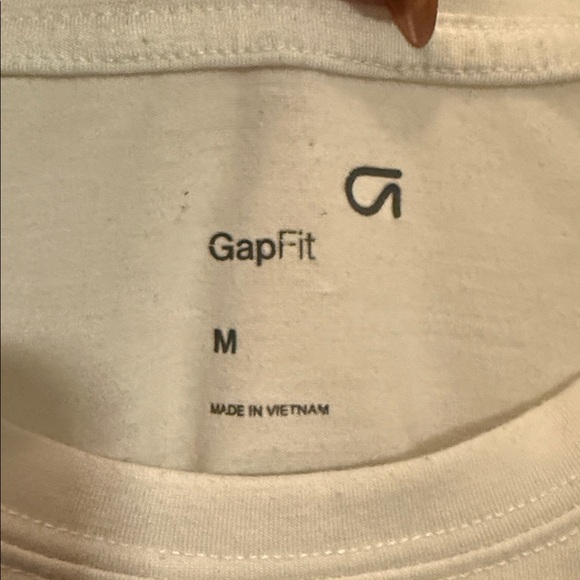 Cropped Tshirt - Picture 2 of 3